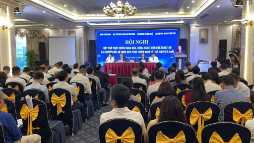 Đột phá khoa học công nghệ và chuyển đổi số thúc đẩy phát triển kinh tế xã hội