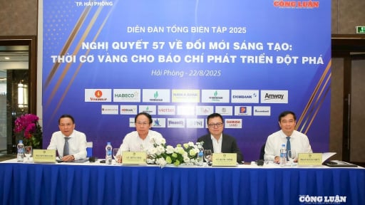 Phát triển bền vững báo chí: Đầu tư công nghệ 'Make in Vietnam', đặc biệt là AI