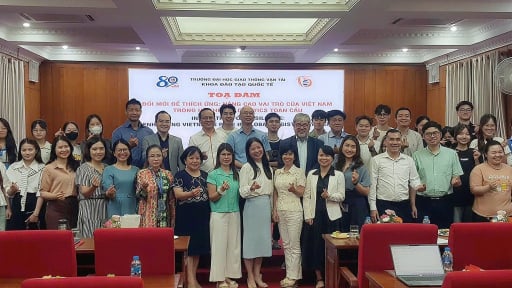 Đổi mới để thích ứng nhằm nâng cao vai trò của Việt Nam trong hệ thống logistics toàn cầu