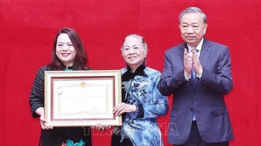 Tổng Bí thư Tô Lâm dự lễ truy tặng danh hiệu Anh hùng Lực lượng vũ trang nhân dân cho Thượng tướng Bùi Thiện Ngộ