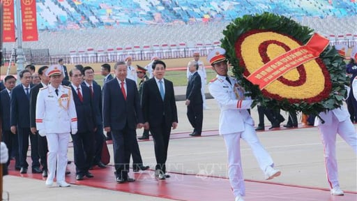 80 năm Quốc khánh: Lãnh đạo Đảng, Nhà nước vào Lăng viếng Chủ tịch Hồ Chí Minh