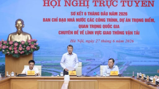 Thủ tướng: Không vì tiến độ mà ảnh hưởng tới tiêu chuẩn, quy chuẩn chất lượng, kỹ thuật khi triển khai các dự án trọng điểm quốc gia