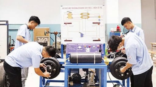 Xây dựng nguồn nhân lực tiêu chuẩn, đo lường, chất lượng đáp ứng yêu cầu phát triển mới