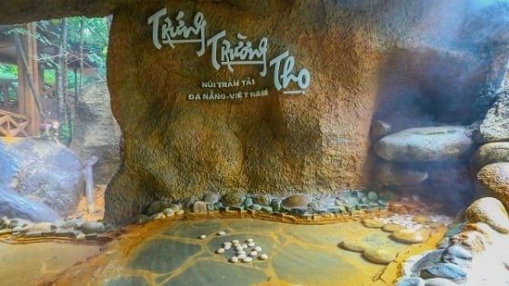 Nui Than Tai Hot Springs Park in Da Nang