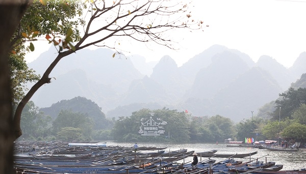 Chùa Hương sẵn sàng đón du khách trở lại