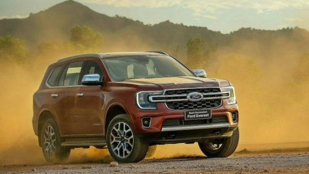 Ford Everest thế hệ mới ra mắt Việt Nam với giá hơn 1 tỷ