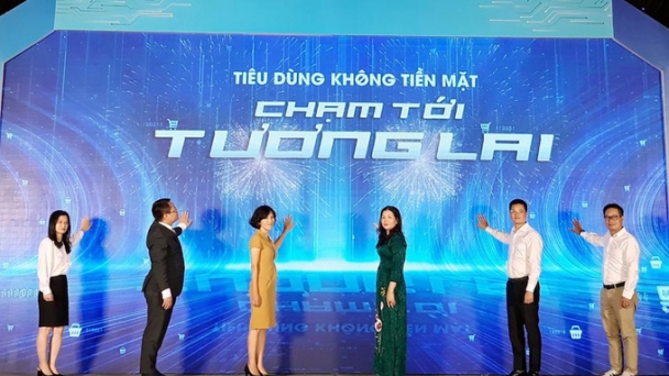 Thanh toán không dùng tiền mặt ngày càng tăng mạnh