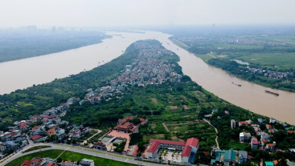 Cận cảnh khu dân cư bãi giữa sông Hồng buộc phải di dời