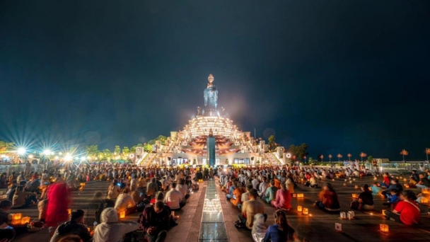 Chiêm ngưỡng vẻ đẹp huyền hoặc, bí ẩn của ngọn núi 'trổ hoa thần' cao nhất Nam Bộ nhân dịp Lễ Vía Quán Thế Âm Bồ Tát xuất gia