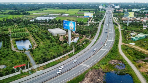 Các dự án bất động sản kêu gọi đầu tư mới: Đầu tư gần 5.000 tỷ xây cao tốc kết nối Hòa Bình - Mộc Châu
