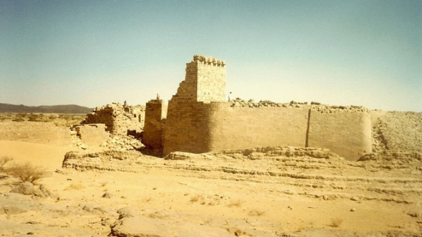 Kỳ quan đập nước 3.700 tuổi với khả năng biến sa mạc thành ốc đảo sụp đổ, khiến thành phố cổ diệt vong và khoảng 50.000 người phải di tán