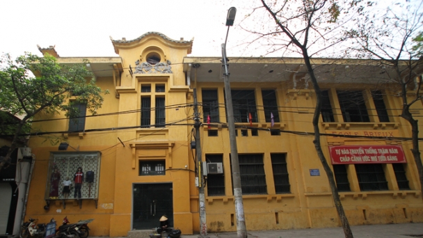 Ngôi trường tiểu học nữ sinh đầu tiên tại Hà Nội: Lịch sử hình thành gần 120 năm tuổi với kiến trúc Đông - Tây độc đáo, trở thành trường THCS giữa trung tâm Thủ đô