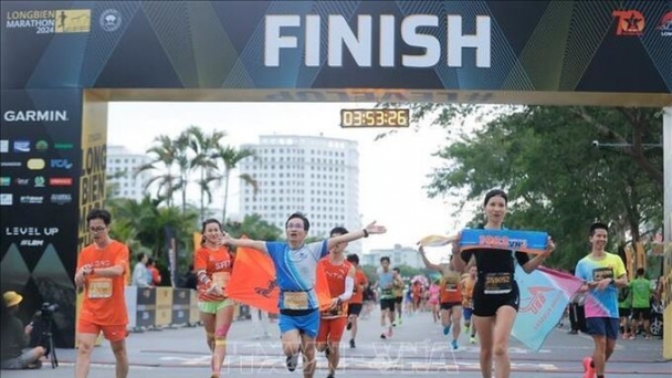 Longbien Marathon lan tỏa tinh thần sống tích cực tới cộng đồng