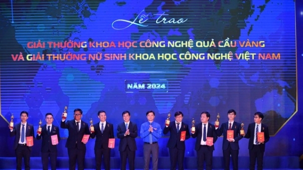 10 nhà khoa học trẻ xuất sắc nhận Giải thưởng Quả Cầu Vàng 2024