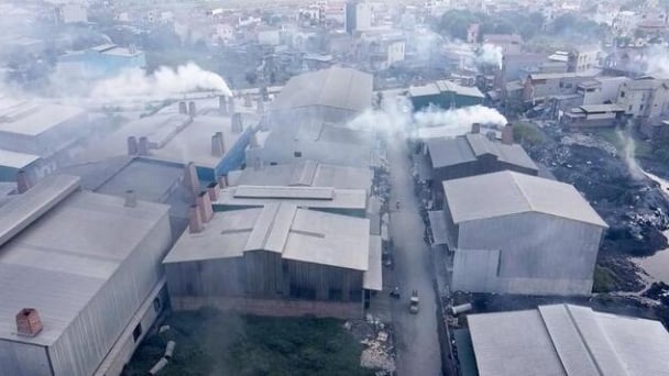 Kiểm tra các cụm công nghiệp, làng nghề gây ô nhiễm cao tại Hà Nội và Hồ Chí Minh