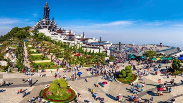 Du lịch Tây Ninh: Hút khách ngay từ đầu năm và kỳ vọng lớn với Vesak 2025