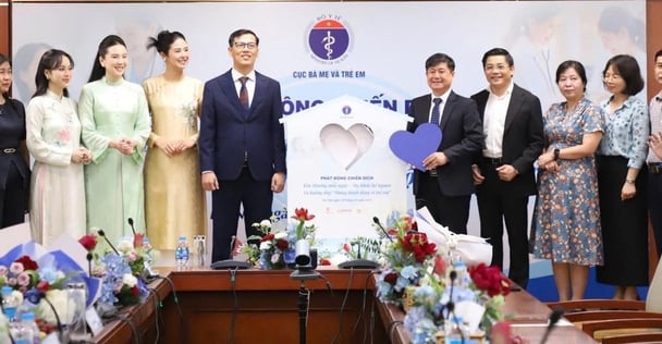 Bộ Y tế phát động chiến dịch 'Yêu thương mỗi ngày - Mẹ khỏe, bé ngoan'