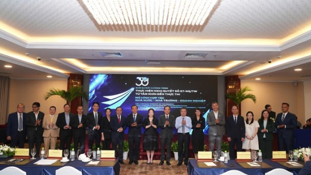 ĐHQG-HCM đột phá trong hợp tác doanh nghiệp: Từ chiến lược đến hành động