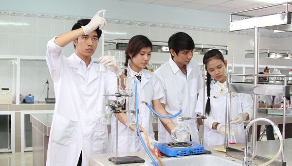 Đề xuất tiêu chuẩn và chính sách trọng dụng nhà khoa học, kỹ sư trẻ tài năng
