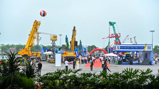 Thúc đẩy ứng dụng công nghệ mới trong khai khoáng sản và xây dựng