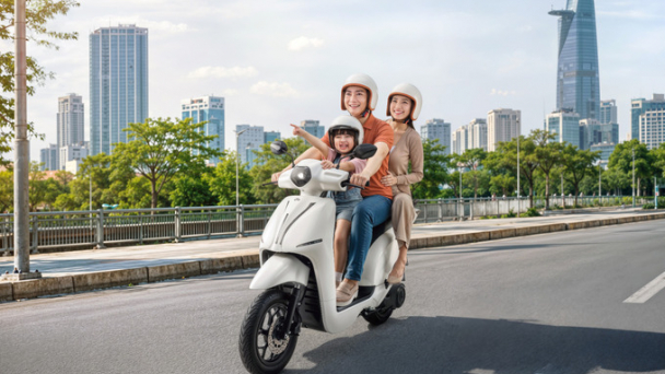 Pin lớn đi 200km, cốp vẫn rộng 50L: Dat Bike ERA tối ưu thế nào?