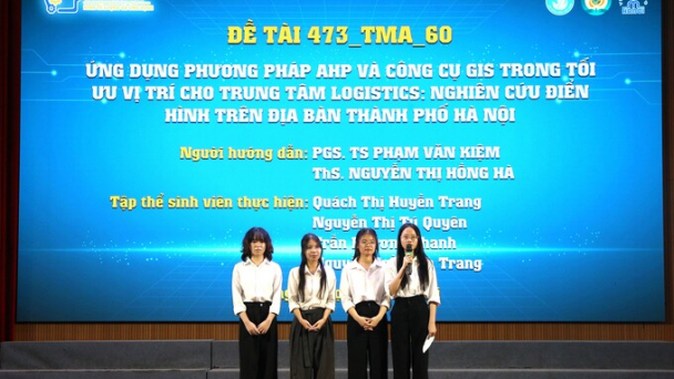 Khơi nguồn đam mê nghiên cứu khoa học từ giảng đường đại học
