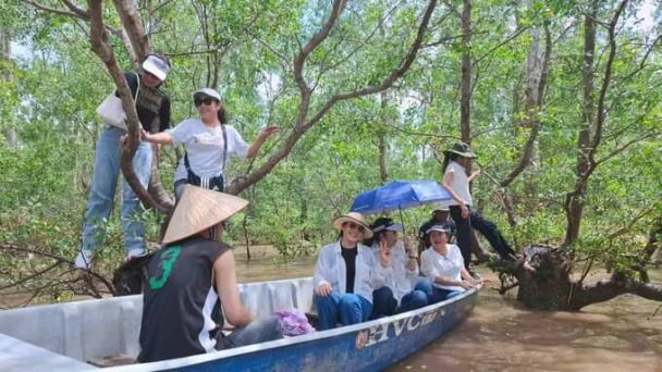 Cần Thơ đón hơn 7,5 triệu lượt khách với doanh thu du lịch đạt 6.608 tỷ đồng