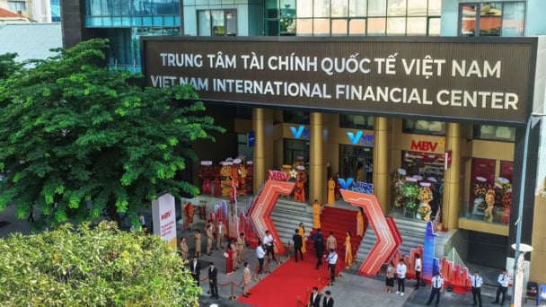 Khai trương trụ sở kinh doanh tại VIFC-HCMC: Bước chuyển sang thị trường phía Nam của Ngân hàng MBV