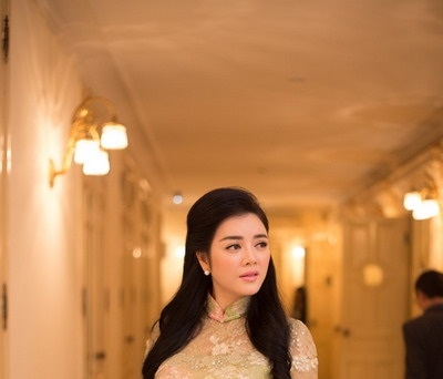 Những trang phục lộng lẫy nhất của mỹ nhân Việt tuần qua