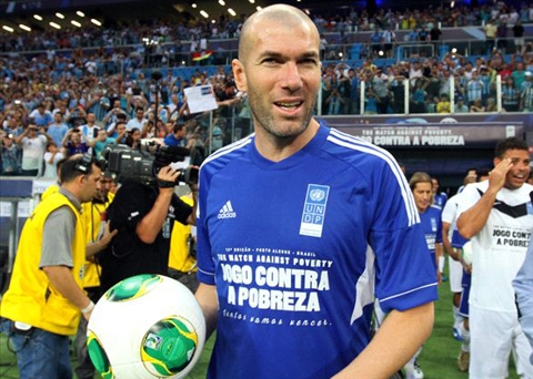 Ronaldo, Zidane và Figo tái xuất sân cỏ