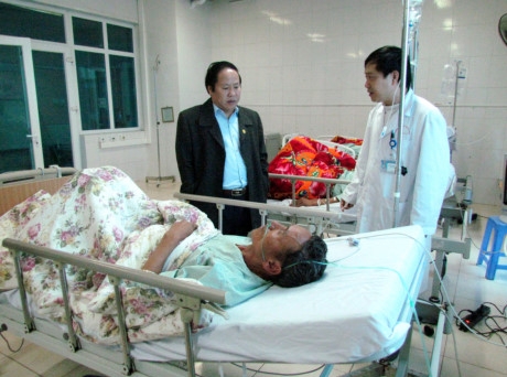 Lai Châu: Vụ ngộ độc do ăn uống tại đám tang, thêm 1 người tử vong