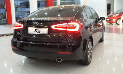 Kia K3 giảm giá mạnh, ưu đãi lên tới 40 triệu đồng