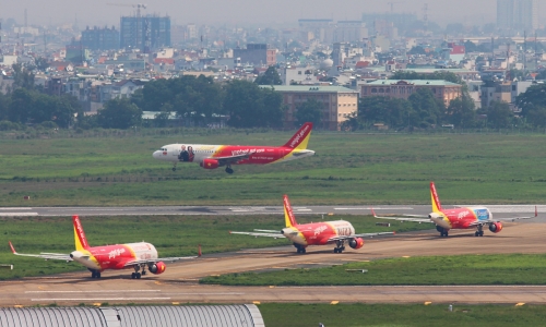 Vietjet một số chuyến bay bị hủy do thời tiết