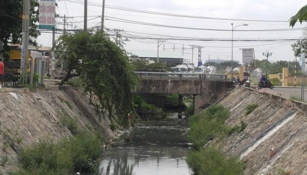 TP.HCM: Đề xuất phương án 'cứu nguy' cho sân bay Tân Sơn Nhất