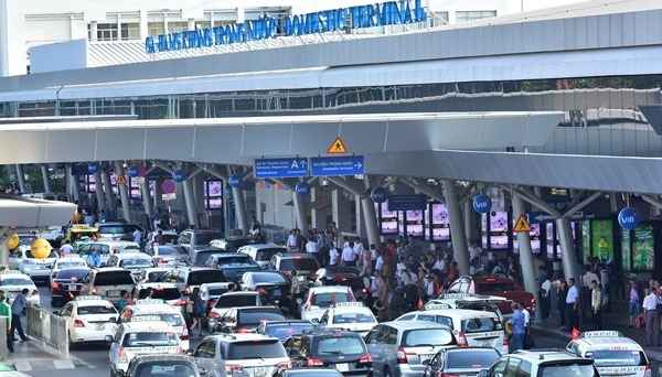 TP.HCM đề xuất tăng chuyến bay đêm để tránh ùn tắc tại sân bay Tân Sơn Nhất