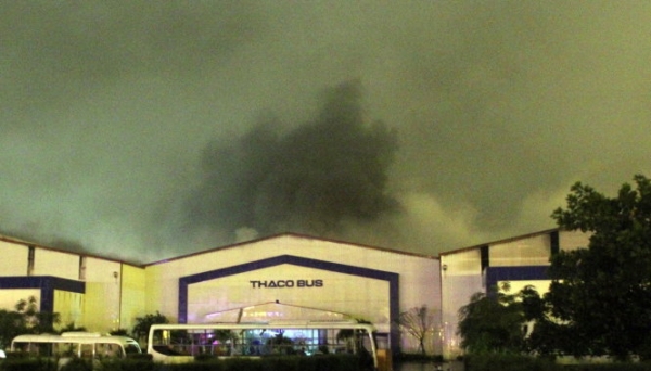 Cháy lớn tại xưởng sản xuất của Thaco Bus