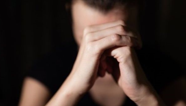 Italy: Thẩm phán hủy tội cưỡng hiếp vì nạn nhân không phản kháng