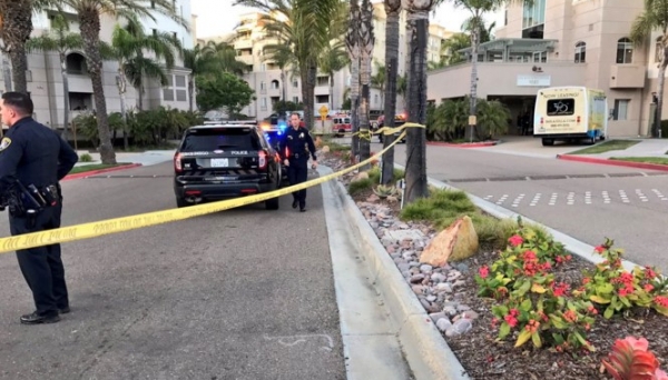 Cảnh sát Mỹ bắn chết kẻ xả súng tại hồ bơi ở San Diego