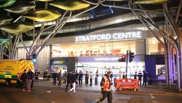 Tấn công acid kinh hoàng ở đông London, 6 người bị thương