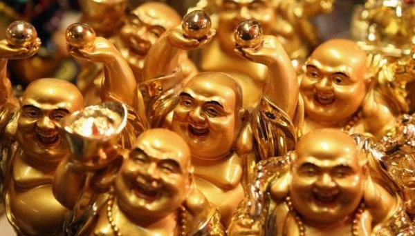 Trung Quốc cấm đền chùa kinh doanh vì tiền