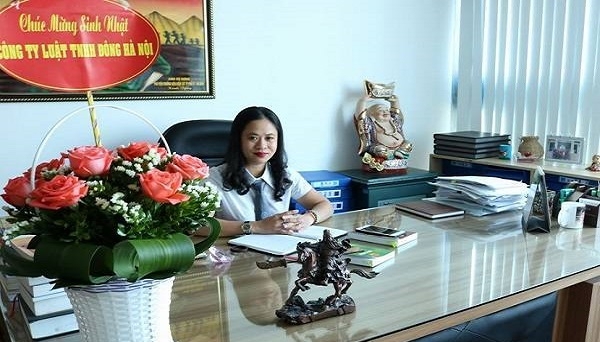 Hà Nội: Phó Giám đốc Ban QLDA quận Đống Đa không tiếp phóng viên vì chưa có thẻ nhà báo là trái luật! 