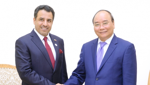 Thủ tướng Nguyễn Xuân Phúc tiếp tân Đại sứ Các tiểu vương quốc Arab thống nhất tại Việt Nam