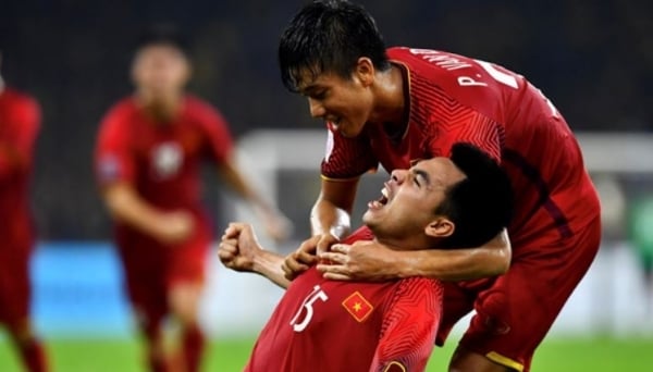 Hoà 2-2, tuyển Việt Nam giành lợi thế trước Malaysia sau chung kết lượt đi AFF Suzuki Cup 2018