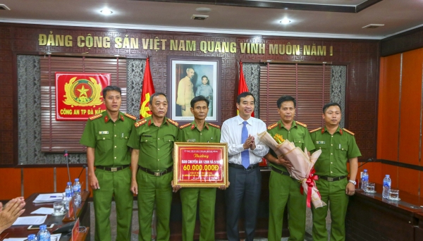 Khen thưởng Công an TP Đà Nẵng phá thành công 2 chuyên án ma túy