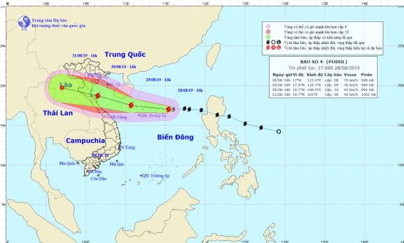 Phó Thủ tướng Trịnh Đình Dũng yêu cầu triển khai ứng phó bão số 4