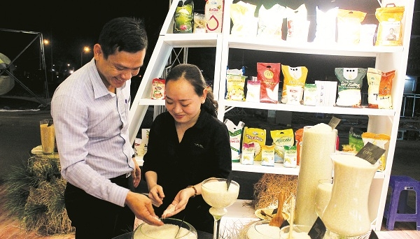 Việt Nam sẽ soán ngôi Thái Lan về xuất khẩu gạo?