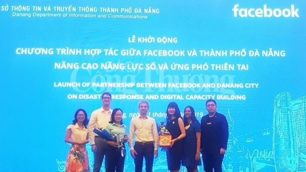 Đà Nẵng và Facebook hợp tác ứng phó thiên tai và nâng cao năng lực số