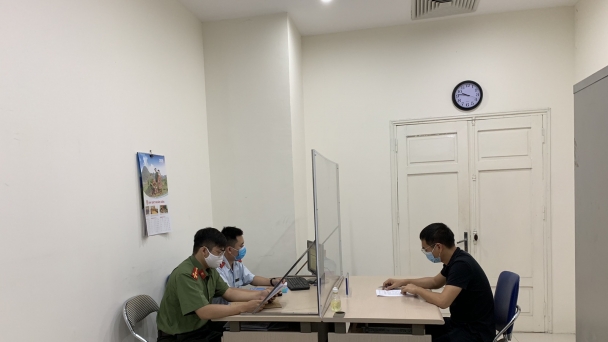 Hà Nội: Đăng tin sai sự thật về dịch COVID-19, chủ tài khoản facebook bị xử phạt
