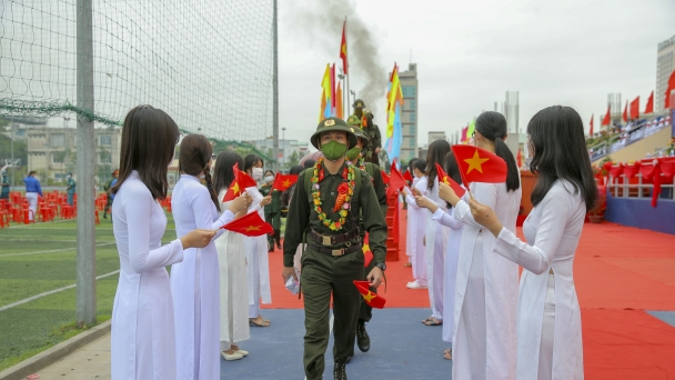 Hơn 1.200 thanh niên Đà Nẵng lên đường nhập ngũ