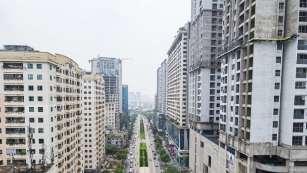Bộ Xây dựng nói gì về vi phạm quy hoạch ở đường Lê Văn Lương chậm phát hiện?